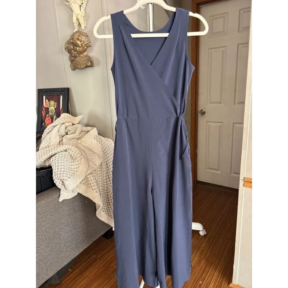 Title nine navy blue lightweight jumpsuit XS
